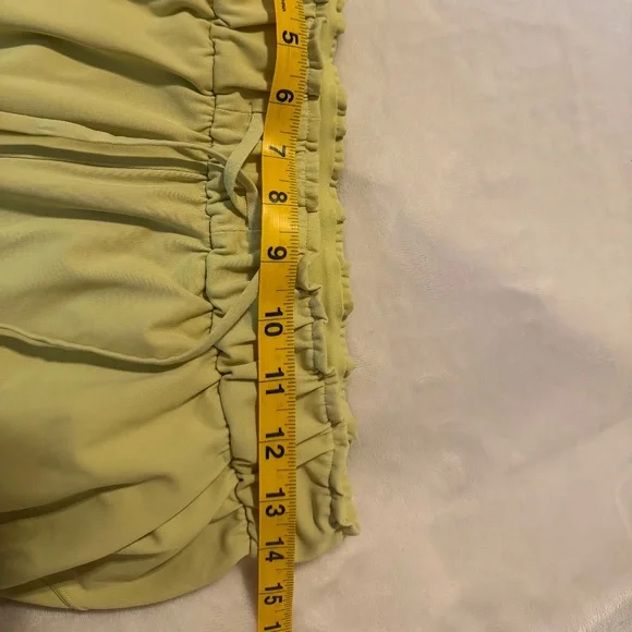 Lululemon Stretch High-Rise Jogger in Finch Yellow Small size - Picture 2 of 4